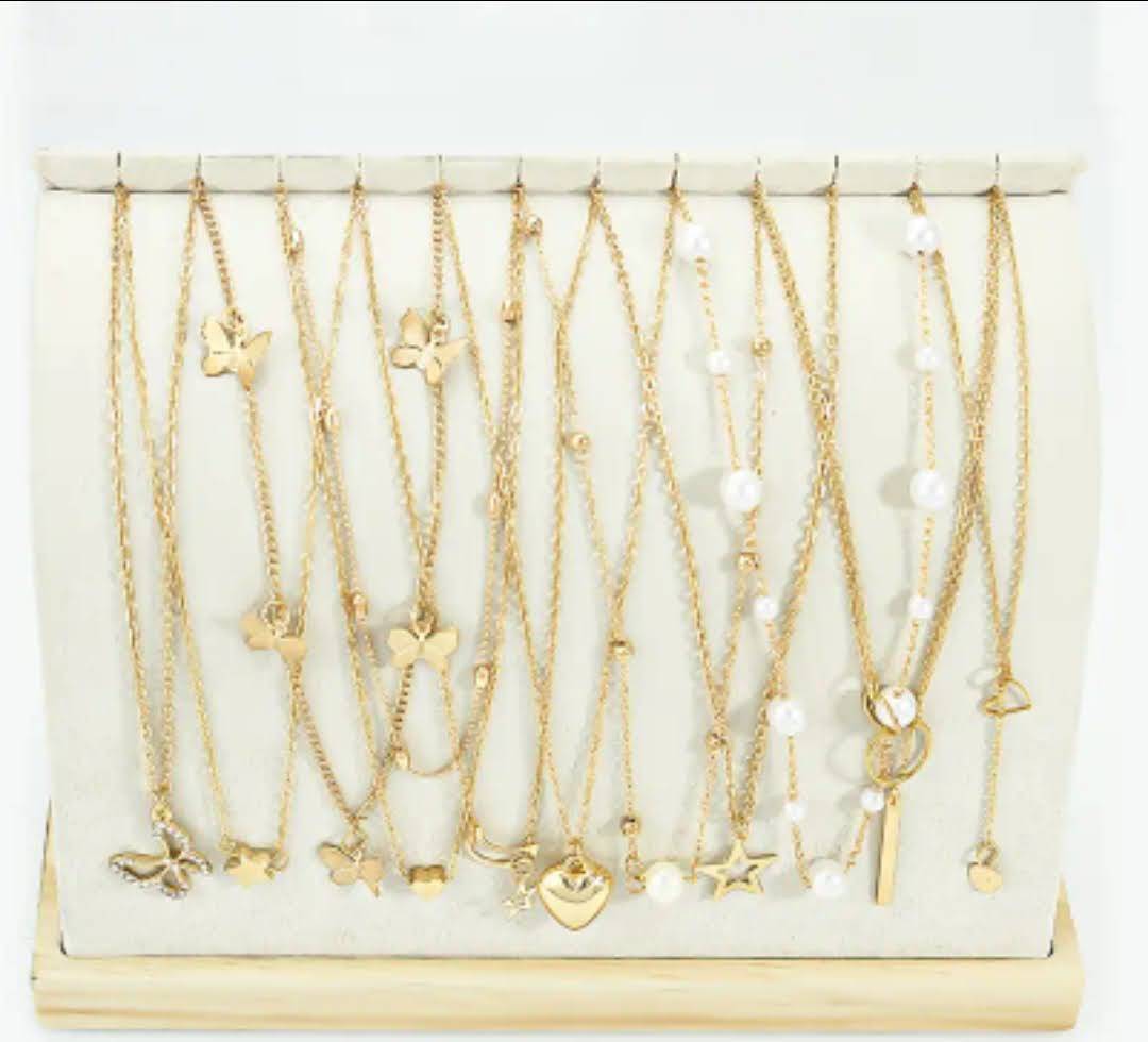 Cadenitas doradas elegantes 