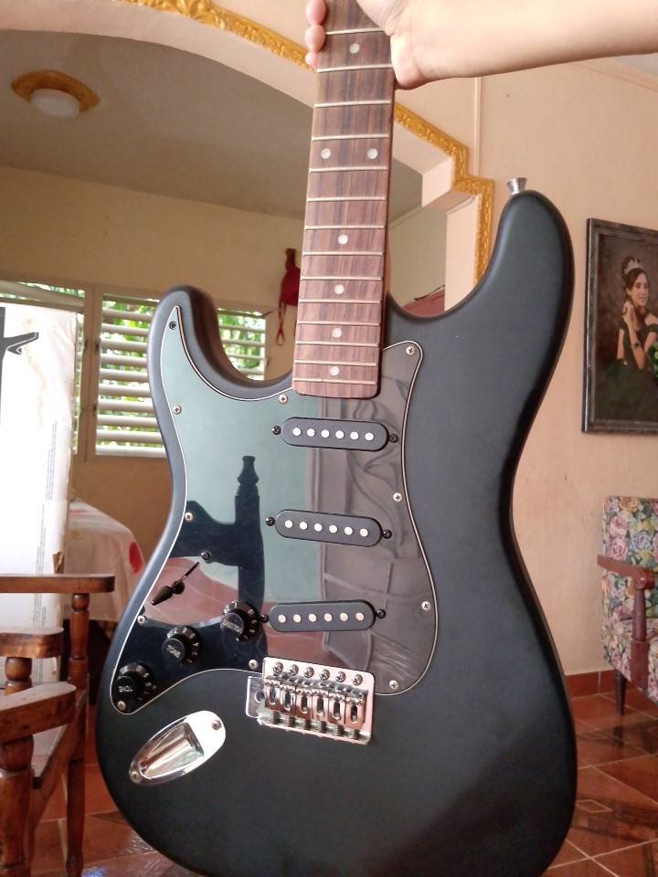 Guitarra electrica 